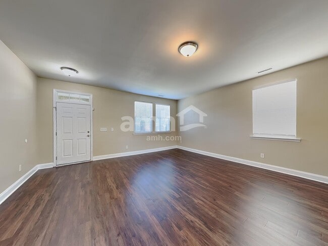 Building Photo - 238 Larktree Ln