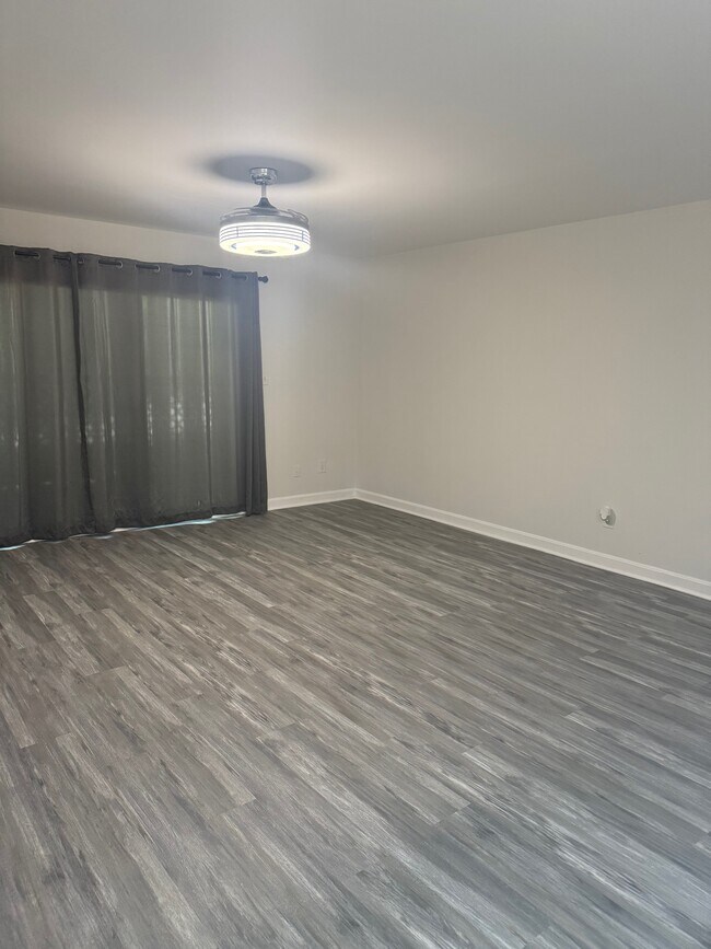 Living Room - 13700 Modrad Way