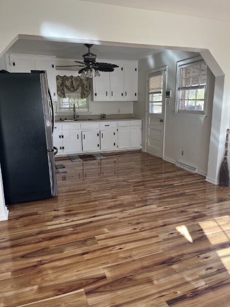 Building Photo - 2204 Dallas St