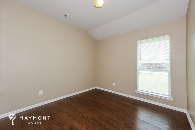 Building Photo - 1212 Camden Yard Dr