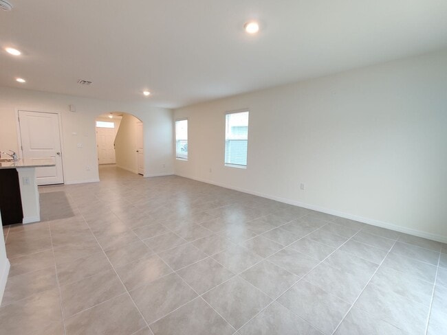 Building Photo - 32614 Canyonlands Dr