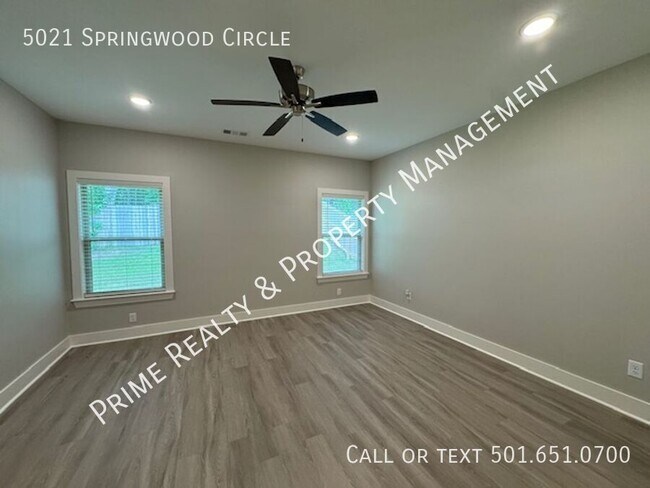 Building Photo - 5021 Springwood Cir