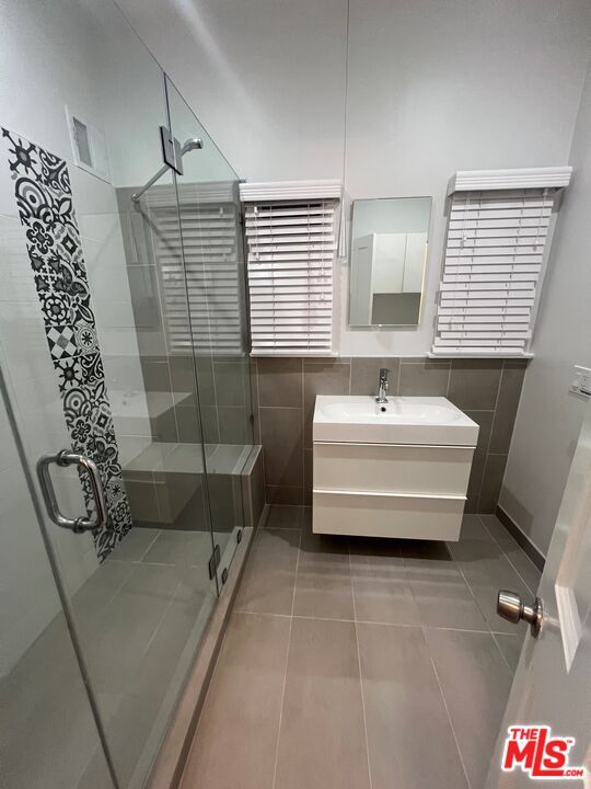 Building Photo - 9373 W Olympic Blvd