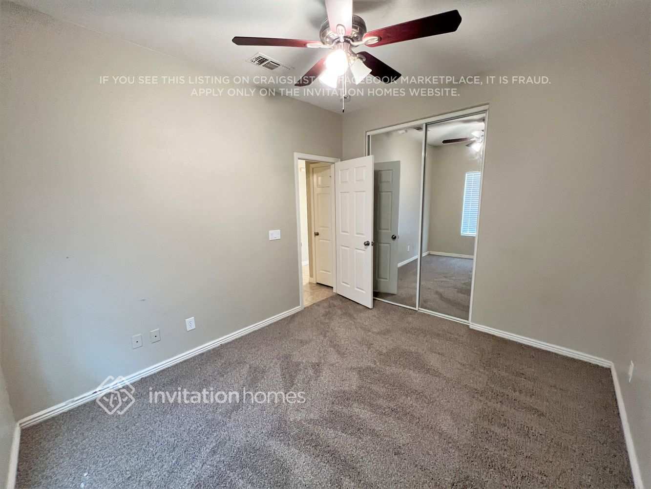 Building Photo - 655 E Renegade Pl