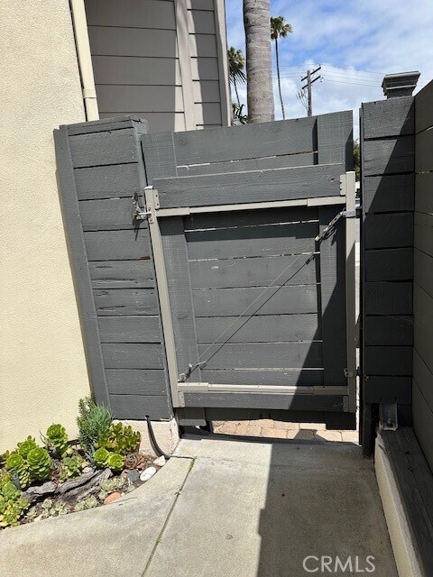 Building Photo - 34182 Sepulveda Ave