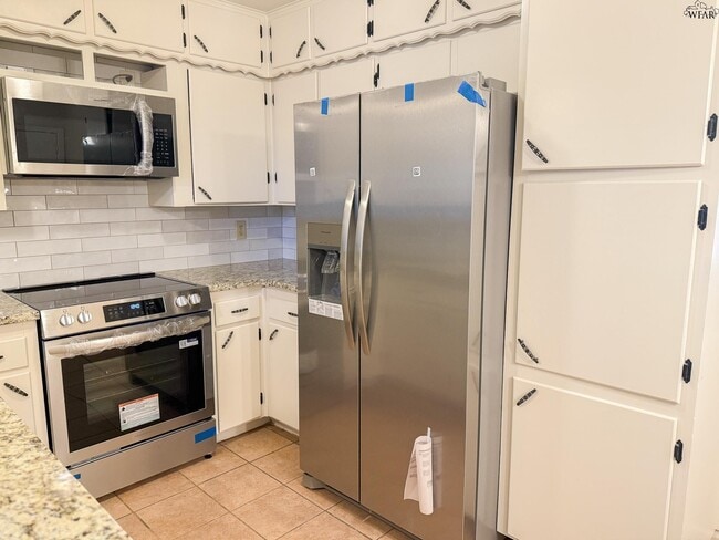 Building Photo - 5011 Rock Point St