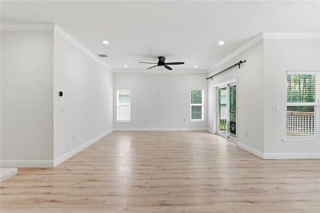 Building Photo - 3944 Watson Dr