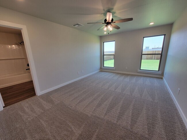 Building Photo - Gorgeous 2025 Build! 4/2/2 in Burgamy Park! Frenship School District!