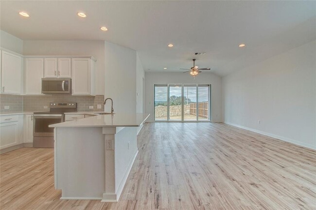 Building Photo - 681 Peace Pipe Way
