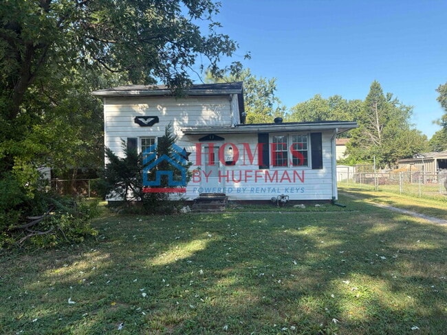 Building Photo - Three Bedroom | House | Pet Friendly | Mov...