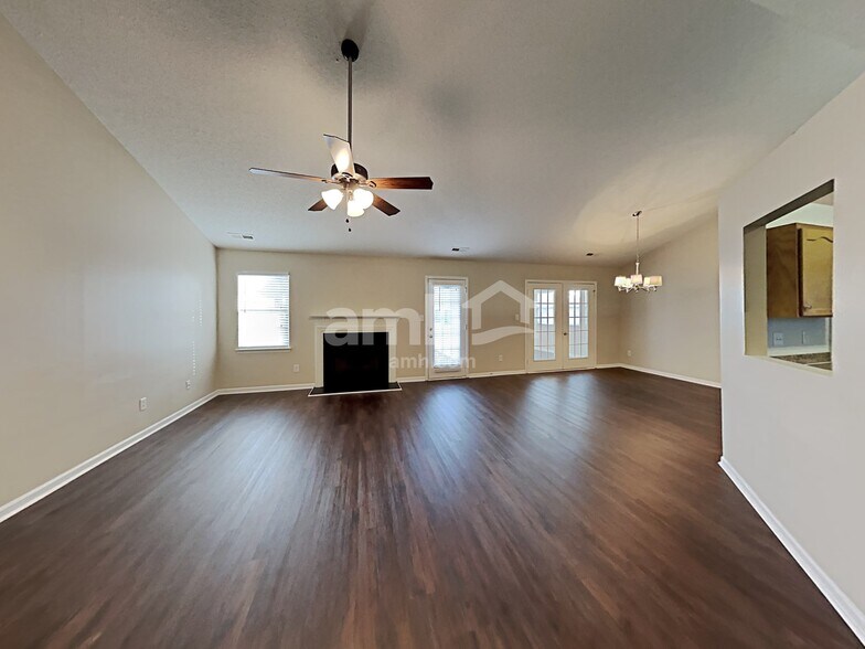 Building Photo - 2922 Cripple Creek Ct