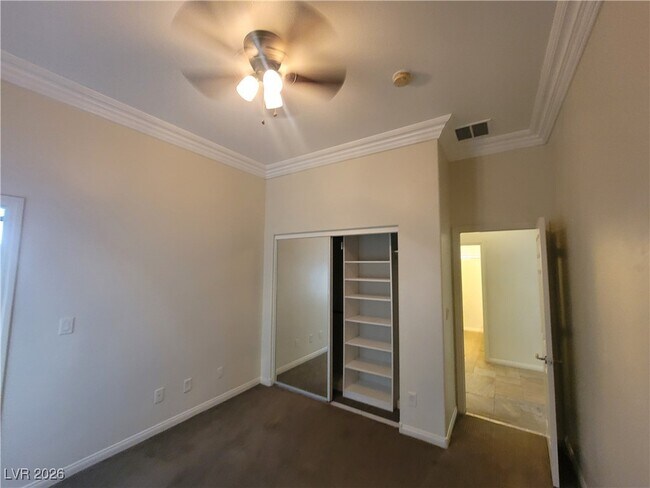 Building Photo - 9338 Wilderness Glen Ave