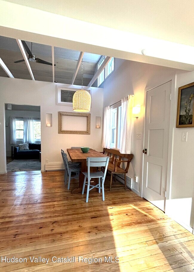 Building Photo - 299 Wittenberg Rd