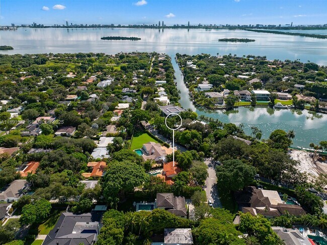 Building Photo - 575 Bay Point Rd