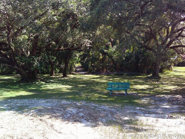 Building Photo - 9420 Poinciana Pl