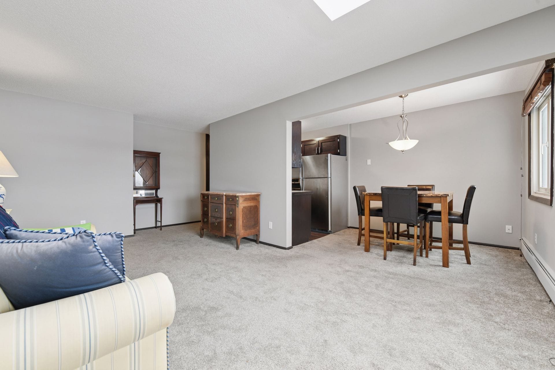 Building Photo - 4371 Wilshire Blvd