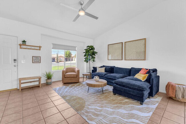 Building Photo - 79200 Violet Ct