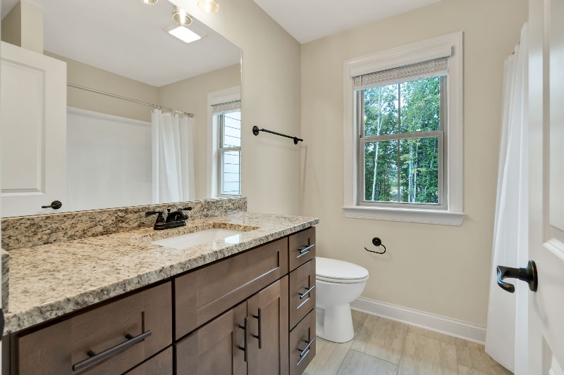 Building Photo - 499 Hungry Hollow Rd SE