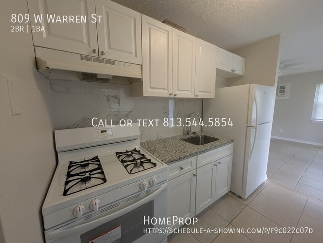 Building Photo - 809 W Warren St