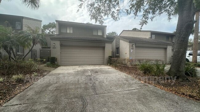 Building Photo - 1532 N Carolwood Blvd