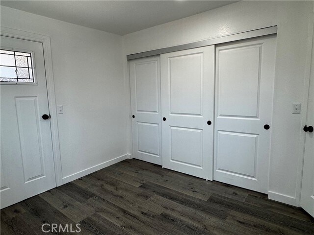 Building Photo - 4563 Bridgeview Ave
