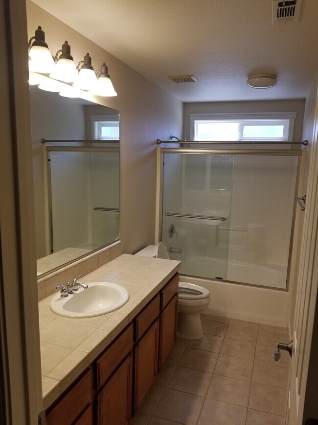 Building Photo - 4057 Saffron Way