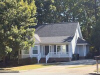 Building Photo - ~~~~ Beautiful Cape Cod Home ~~~~