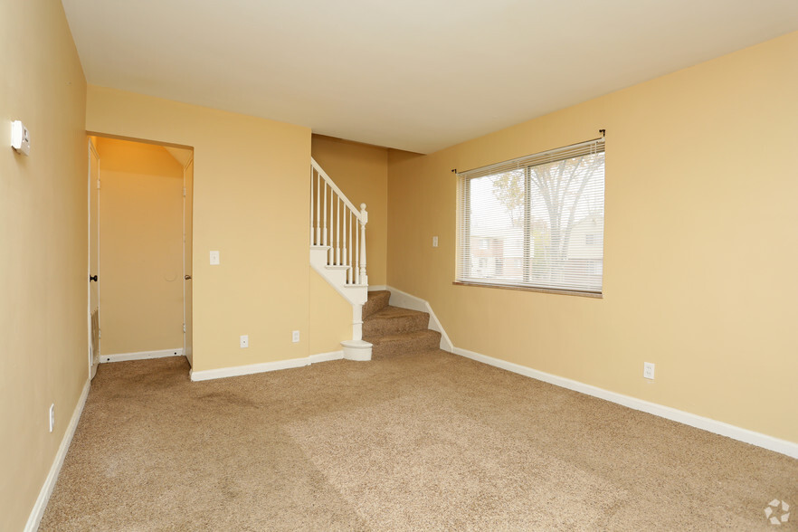 Living Room - Residence at Cedar Grove