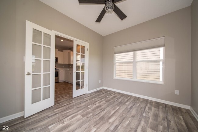 Building Photo - 7062 English Oak Dr