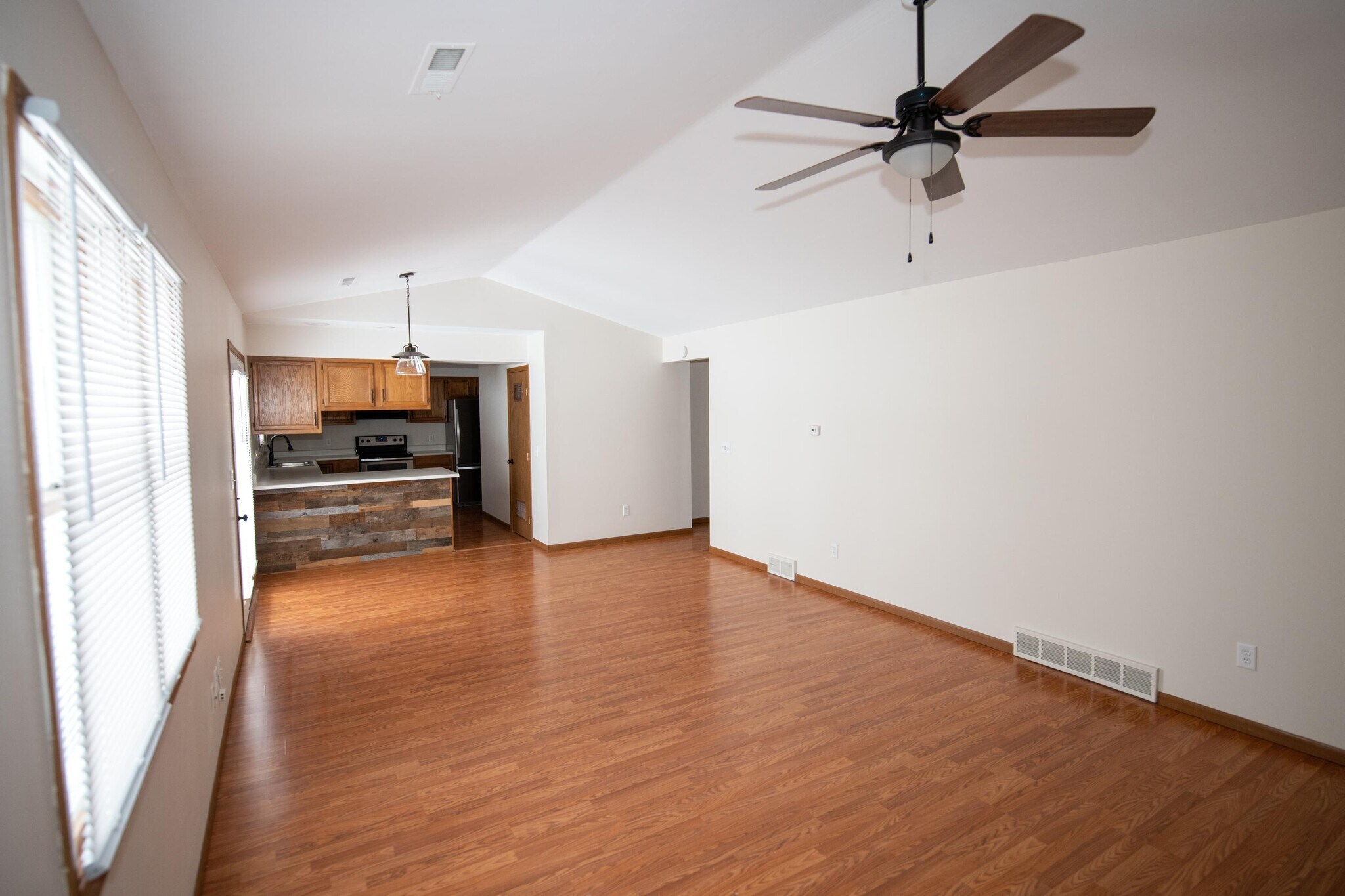 Building Photo - 116 Pierre Pl