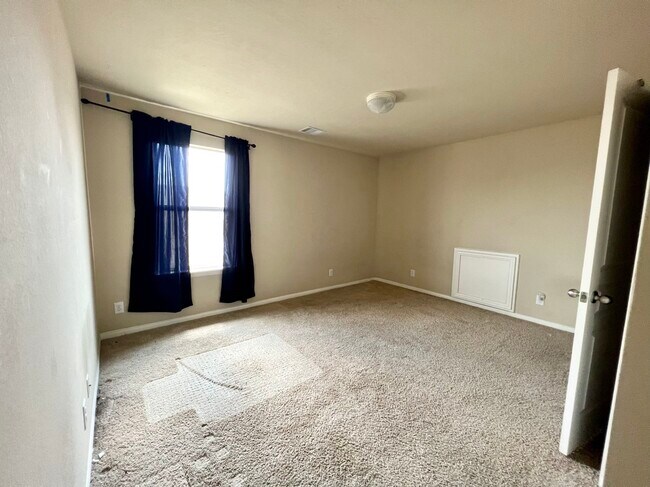 Building Photo - 10831 Woodwind Shadows Dr