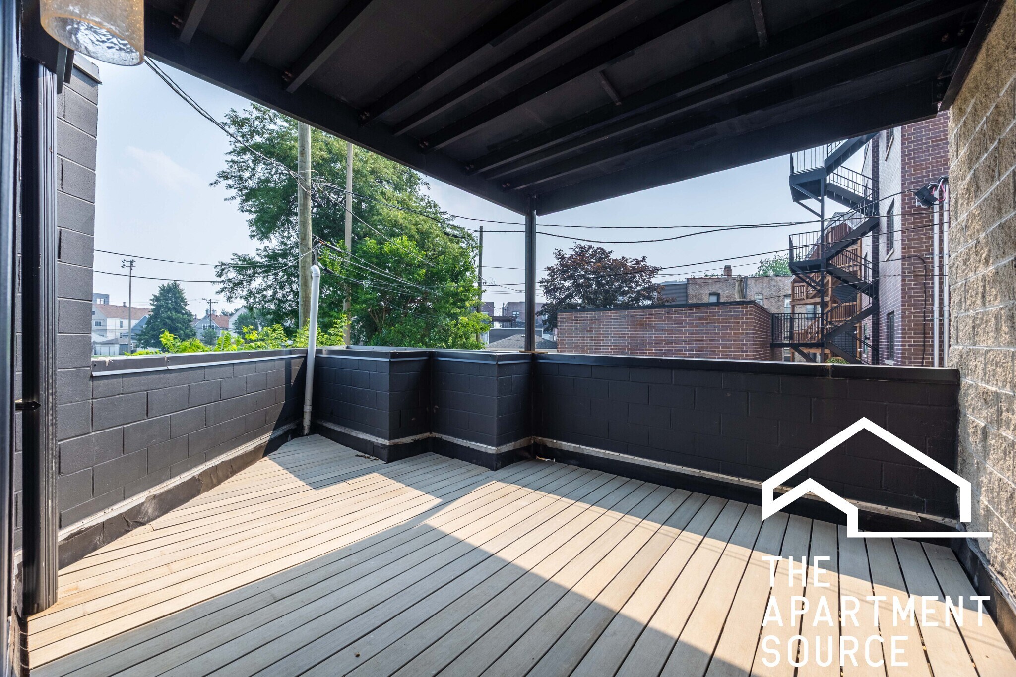 Building Photo - 3255 N Elston Ave