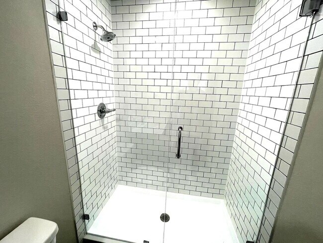 Building Photo - 1340 Co Rd 1106