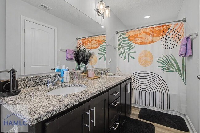 Building Photo - 1257 Grayson Ave