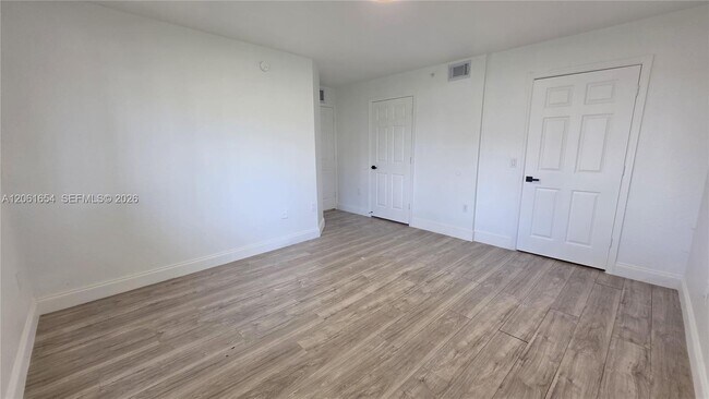Building Photo - 15480 SW 284th St