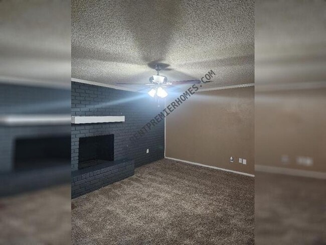 Building Photo - 1175 Dublin Dr