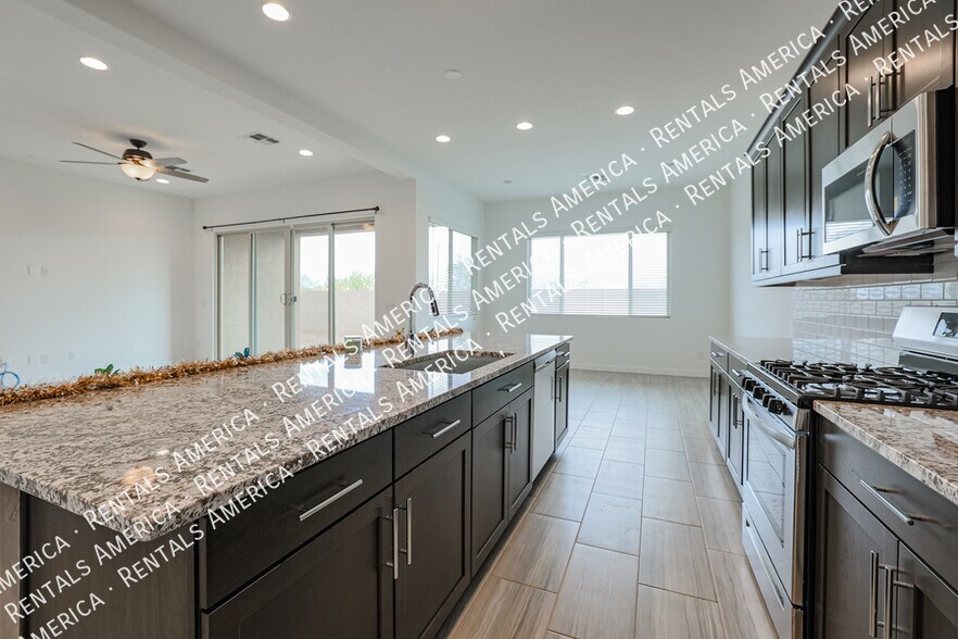 Building Photo - 24423 N 163rd Dr