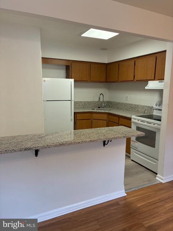 Building Photo - 512 Stidman Dr