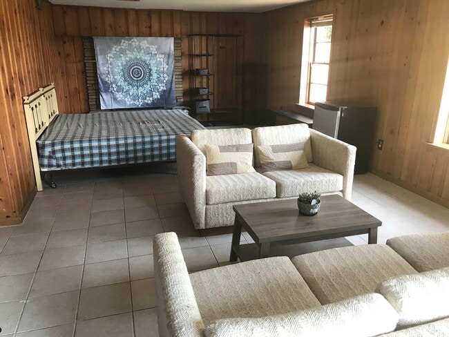 Building Photo - 2735 Peeler Rd