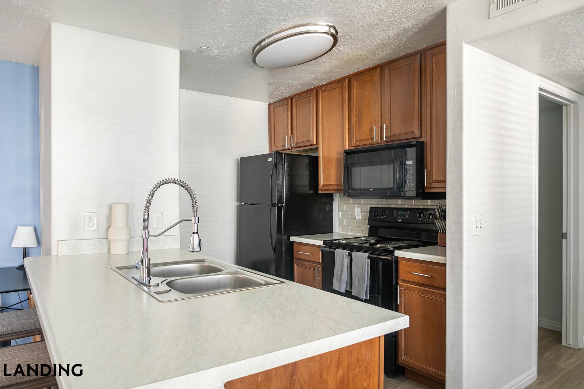 Building Photo - 5657 W Barn Rd