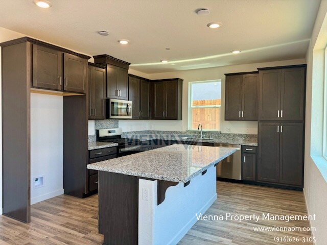 Building Photo - 4696 Snapdragon Wy