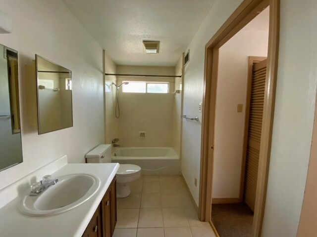 Building Photo - 5417 Constance St