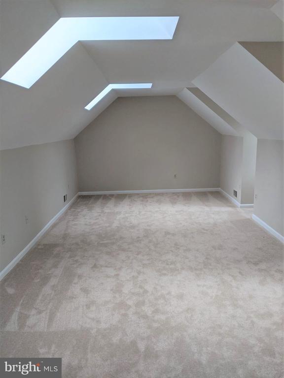 Building Photo - 4850 Slatestone Ct