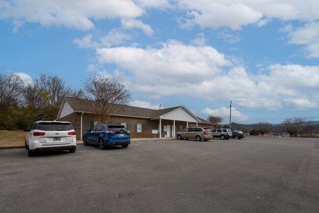 Building Photo - 305 Grady Rd