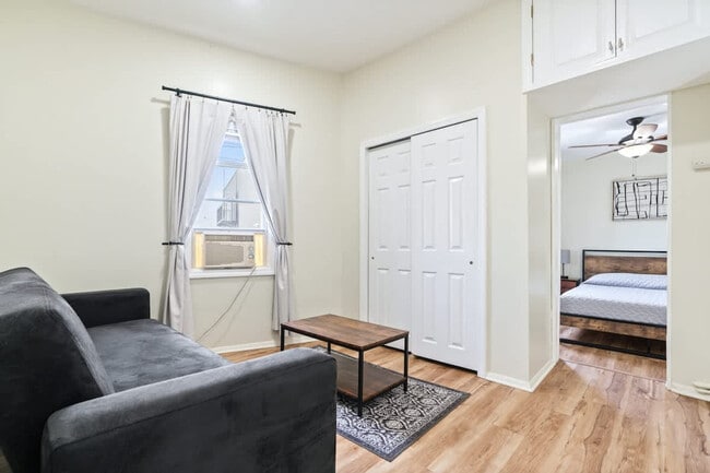 Primary Photo - 1626 Union Turnpike