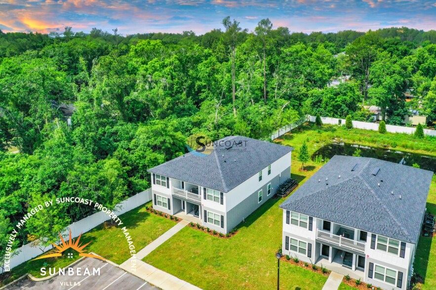 Building Photo - 6486 Sweetbay Ln