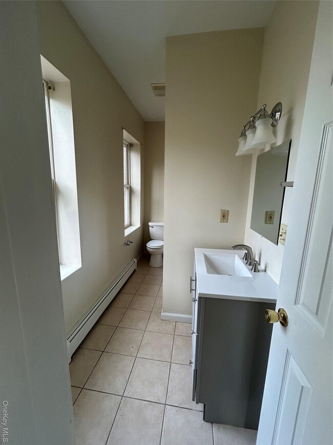 Building Photo - 57 S Lander St