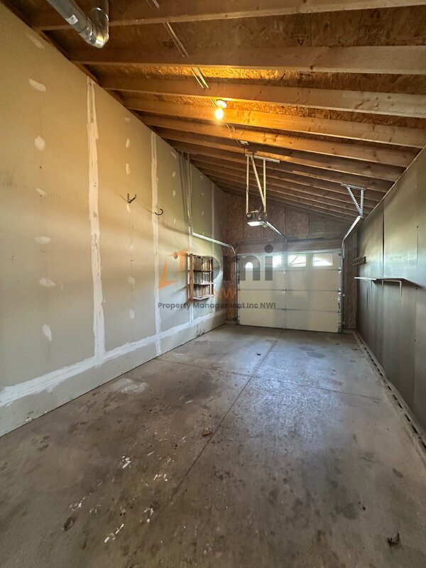 Building Photo - 678 Dearborn Rd