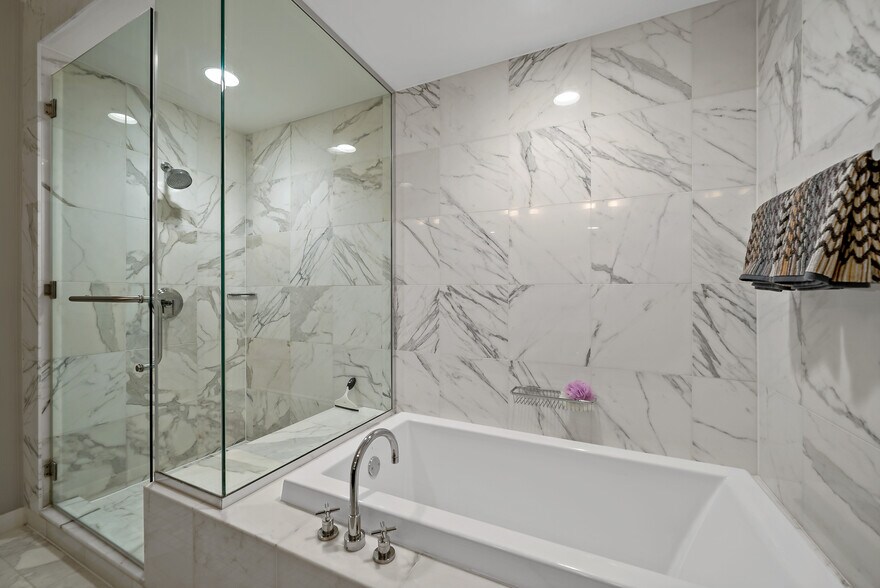 Master Bath - 1414 S Penn Sq