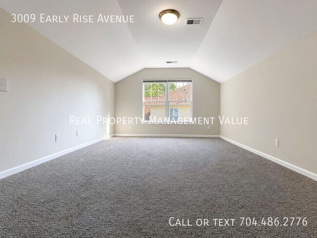 Building Photo - 3009 Early Rise Ave